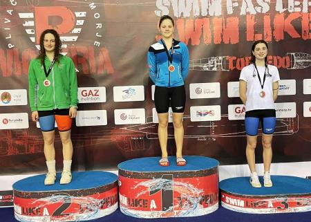 Ravenske plavalke in  plavalci na mitingu na Reki (2)